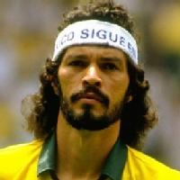 Sócrates (soccer player)