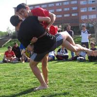 Lucha, defensa personal