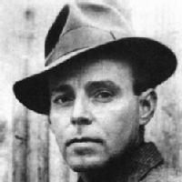 César Moro
